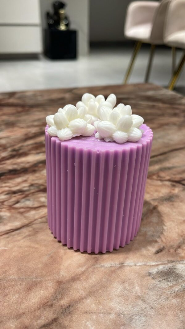 Lilac Ribbed Floral Candle